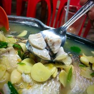 เมนูของร้าน เจ๊อึ่งซีฟู้ด