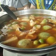 เมนูของร้าน ครัวผักหวานบ้าน ไร่นฤบดินทร์ สาขา 1 แสงชูโต