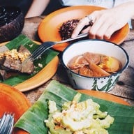 พริกหยวก Prik-Yuak Thai Cuisine พญาไท