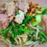 เมนูของร้าน นายเชวงก๋วยเตี๋ยว (ลูกชิ้นหมูท่าตะโก)