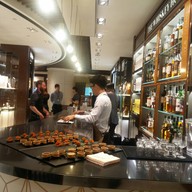 บรรยากาศ Dfs Wine And Spirits Duplex Changi T2 : Singapore