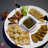 เมนูของร้าน ไส้อั่วนิมมาน