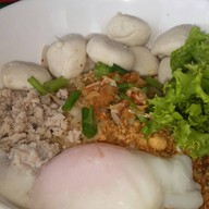 เมนูของร้าน ก๋วยเตี๋ยว นครสวรรค์