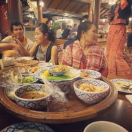 เมนูของร้าน คุ้มขันโตก