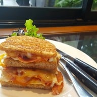 เมนูของร้าน Café du Coq by Baan Peeraka ร่มเกล้า