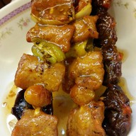 ไก่ย่าง บาบีคิว ตรงข้ามร้านว.พานิช