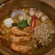 เมนูของร้าน มาม่าหน้าหม้อ