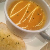 Capri เค วิลเลจ