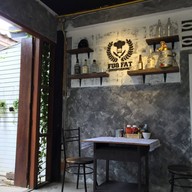 หน้าร้าน Fuq Fat Good Morning