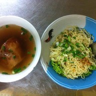 เมนูของร้าน กรหมี่ไก่