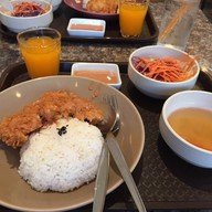 นะโมคิทเช่น