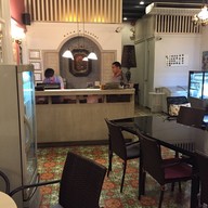 Arom d Hostel