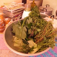 สกลรสแซ่บ