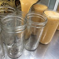 ปลูกปั่น  น้ำปั่นผักผลไม้ห้าสี