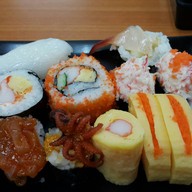 เมนูของร้าน อรทัย ซูชิวังหลัง ตรงข้าม ตลาดพรานนก