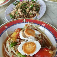 ส้มตำวัดข่อย