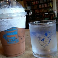 หนองโพ Farm Table