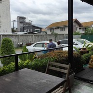 ร้านกาแฟพี่นิ่ม