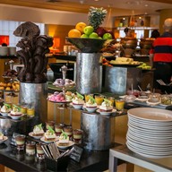 เมนูของร้าน Mistral Restaurant Pullman Bangkok Hotel G