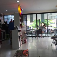 ร้านกาแฟพี่นิ่ม