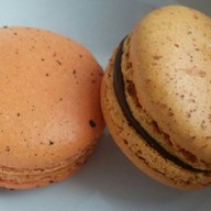 เมนูของร้าน Dhara Dhevi Macaron EmQuartier