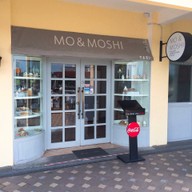 หน้าร้าน Mo & Moshi