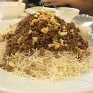 เมนูของร้าน เอี่ยวไถ่ สุกี้โบราณ ปิ่นเกล้า