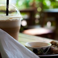 ร้านกาแฟ รื่นรมย์