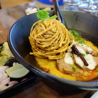 เมนูของร้าน ข้าวซอยอินทนนท์ กาดฝรั่ง
