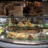 หน้าร้าน Cookie Choux Emquartier