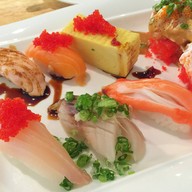 เมนูของร้าน Hiso Sushi Aroi Sushi
