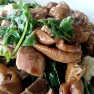 สุนทรข้าวแกงข้าวขาหมู ตลาดโพธิ์สุวรรณ