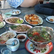 เมนูของร้าน ครัวประทุม(ริมคลองวังตะไคร้)