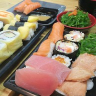 เมนูของร้าน อรทัย ซูชิวังหลัง ตรงข้าม ตลาดพรานนก