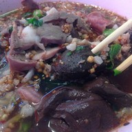เมนูของร้าน กานติมา ก๋วยเตี๋ยวต้มยำตำลึง