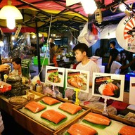 เมนูของร้าน Club Salmon