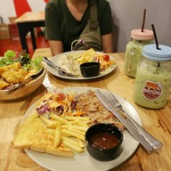 สเต็กนิยม / Steak Niyom แสงปัญญา