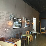 บรรยากาศ The Mugshot