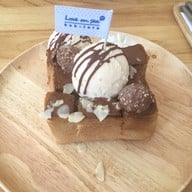 เมนูของร้าน Love on Sea (Koh-Larn) เกาะล้าน