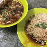 เมนูของร้าน Kedai Kopi Sin Yoon Loong