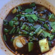 ส้มตำ หน้ากสิกร ถนนจันทน์