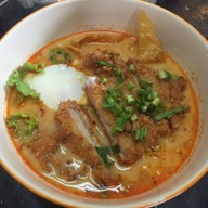 เมนูของร้าน ก๋วยเตี๋ยวหลุดโลก พิษณุโลก