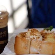 เมนูของร้าน BEYOND CAFE (บียอนด์ คาเฟ่ กาแฟ เค้ก) หนองประจักษ์