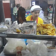 บรรยากาศ ก๋วยจั๊บเส้นเล็ก 2526