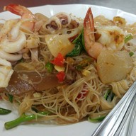 เมนูของร้าน บะหมี่บ้านโป่งเจ๊แดง ลาดพร้าว