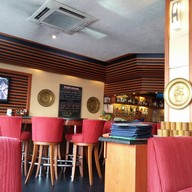 บรรยากาศ Pig & Whistle Jomtien
