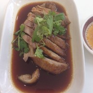 เมนูของร้าน จู โจว เป็ดพะโล้ร้อยปี JuJow's Legend of the Stewed Duck