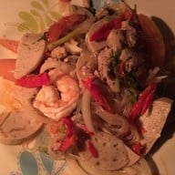 เมนูของร้าน ยำสด รสแซ่บ