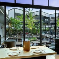 ALL GOOD BAR & RESTAURANT