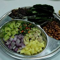 Apichart Restaurant None